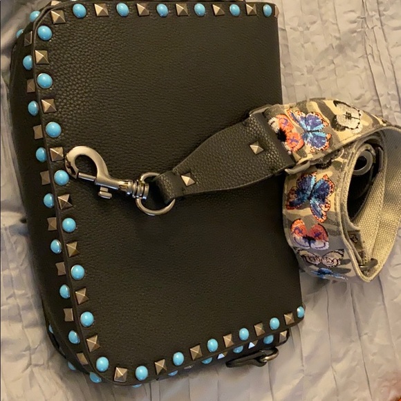 Steve Madden CrossBody Bag - Picture 5 of 6